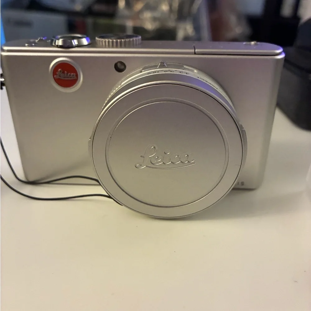 Leica digital camera